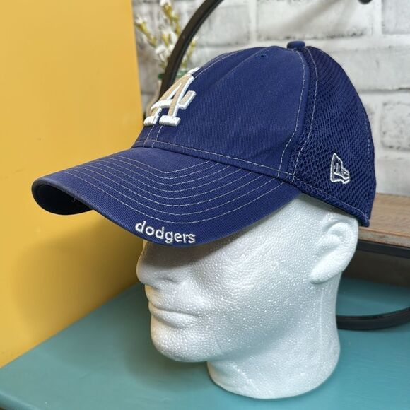 New Era LA Dodgers Baseball Hat, Embroidered and Fitted S/M - Picture 2 of 7